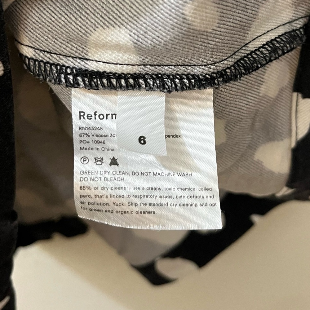 Reformation Austin Dress in Splotch, Size 6 - Picture 4 of 10